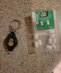 Small Dog Light - Dog Collar Light - Bubbas Leash Light - 2 Per Pack - Dog Walks & Backyard Monitoring. Attaches to Leash, Dog Collar, Harness. Small & Large Dogs. (Stealth Black) Bubba's Leash Light 37 71LOYMbZ2L