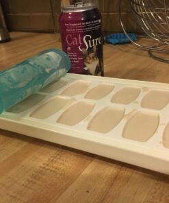 OXO Good Grips No-Spill Ice Cube Tray 1 Count (Pack of 1) 65 71LP7OMq75L