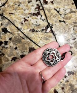 Pentacle of the Goddess Wiccan Jewelry Pagan Pentagram Necklace by Pepi 23 71LYGvRd6hL