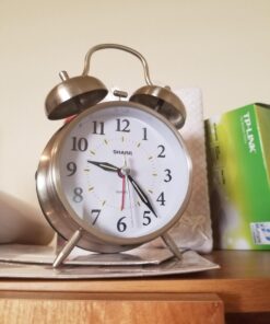 Sharp SPC800 Quartz Analog Twin Bell Alarm Clock (Silver) 30 71LdpBHaRL