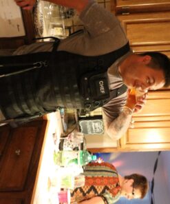 ThinkGeek Tactical Molle Apron - 2 Large Pouches and 3 Smaller Pouches, Front and Back Removable Patch with Adjustable Side Strap for the Perfect Fit 22 71Leths7ivL