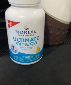 Nordic Naturals Ultimate Omega, Lemon Flavor - 90 Soft Gels - 1280 mg Omega-3 - High-Potency Omega-3 Fish Oil Supplement with EPA & DHA - Promotes Brain & Heart Health - Non-GMO - 45 Servings 90 Count (Pack of 1) 35 71LiX1ShR0L