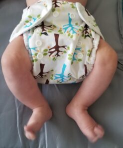 OsoCozy Unbleached Prefold Cloth Baby Diapers, Size 2 (15-30 lbs.), Soft, Absorbent, Durable 100% Natural Cotton, Our Top Selling Diaper Service Quality Prefolds, Unbleached Natural Color -6 Pack 30 71LluWCmiTL