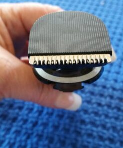 Philips Norelco Multigroom 3100 with 5 attachments and skin-friendly blades, QG3330/49 71 71MIQpleIZL