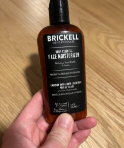 Brickell Men's Daily Essential Face Moisturizer for Men, Natural and Organic Fast-Absorbing Face Lotion with Hyaluronic Acid, Green Tea, and Jojoba, 4 Ounce, Scented 4 Fl Oz (Pack of 1) 39 71MWs0T33qL