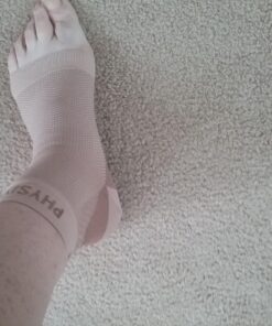 Physix Gear Sport Plantar Fasciitis Socks with Arch Support for Men & Women - Ankle Compression Sleeve, Toeless Compression Socks Foot Pain Relief, Ankle Swelling Better Than Night Splint, Beige L/XL L/XL-US Mens 8.5-13 | Womens 8-11 Beige Nude (1 Pair) 38 71MaR2VNi6L