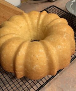 USA Pan Bakeware Nonstick Fluted Tube Cake Pan, Aluminized Steel 10-Inch 49 71MvqCpOOuL