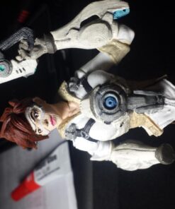 MyArtscape Artist Supplies Miniature Paint Brushes, Set of 12 for Detail & Fine Point Painting - use with Acrylic, Watercolor, Oil, Gouache - for Pinstriping, Warhammer 40k, Models & Lettering White 51 71MvzzbF56L