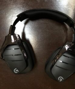Logitech G933 Artemis Spectrum – Wireless RGB 7.1 Dolby and DTS Headphone Surround Sound Gaming Headset – PC, PS4, Xbox One, Switch, and Mobile Compatible – Advanced Audio Drivers – Black 53 71NIPxTLlfL