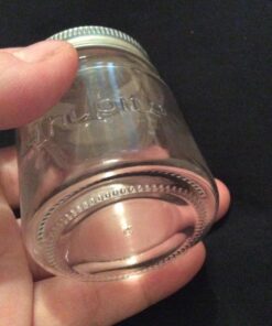 Smith's Mason Jars Mini Mason Jars set of 6 Chupito Shot Glasses with Lids - 2oz Per Shot Glass - For Parties, Arts and Crafts Storage, Drinks, Wedding Favors 54 71NWdigX5qL