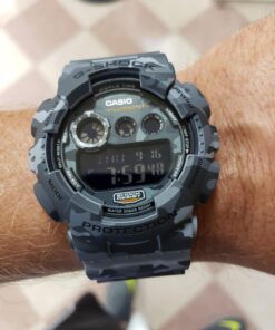 Casio Men's XL Series G-Shock Quartz 200M WR Shock Resistant Resin Color: Grey Camo (Model GD-120CM-8CR) 31 71NYXYxlcJL