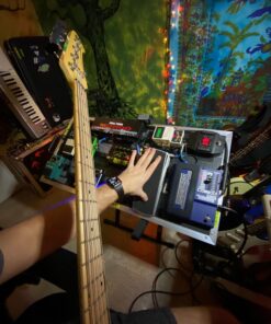 On-Stage RS7000 Tilt-Back Amp Stand (Setup for Guitar Combo Amplifiers and Speakers, 150 lb Capacity, Adjustable Height, Nonslip Rubber Arms and Feet, Portable, Folding, Steel, Black) 38 71O0 gdV6nL