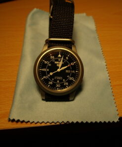 SEIKO Men's SNK809 5 Automatic Stainless Steel Watch with Black Canvas Strap 68 71OGOnkYIUL