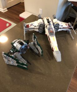 LEGO Star Wars Yoda's Jedi Starfighter 75168 Building Kit for 96 months to 144 months (262 Pieces) 25 71OMfQ21UL