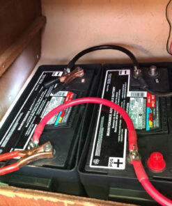 Camco Large Battery Box with Straps and Hardware - Group 27, 30, 31 |Safely Stores RV, Automotive, and Marine Batteries | Measures Inside 7-1/4" x 13-1/4" x 8-5/8" | (55373), Black Frustration Free Packaging 23 71OW3KiqDdL