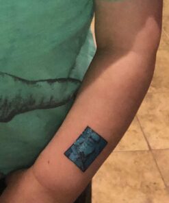 Star Wars Tattoos - 75 Assorted Temporary Tattoos ~ Kylo Ren, Rey, Captain Phasma, Stormtroopers, BB-8, and More! by Disney Studios 4 71Ob7g4QfLL