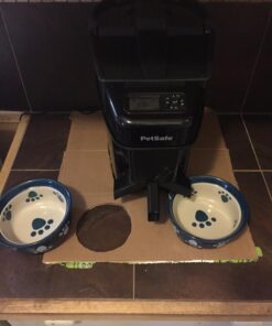 PetSafe Healthy Pet Simply Feed - Automatic - Headquartered in Knoxville, TN - Automatic Dog Feeder from the Engineers of the Smart Feed & Dancing Dot - 1-Year Comprehensive Protection Plan,Black 55 71OkFsnyYsL 1