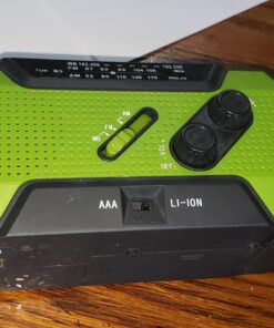 Emergency Crank Weather Radio, AM/FM/NOAA Hand Crank Portable Solar Radio with SOS Alarm, Battery Operated, LED Flashlight & Reading Lamping, 2000mAh Power Bank for Emergency Phone Charge Green 72 71P8NAD6NPL