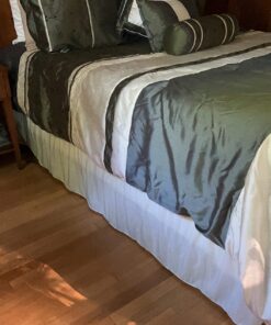 Biscaynebay Wrap Around Bed Skirts for Queen Beds 15" Drop, Ivory Adjustable Elastic Dust Ruffles Easy Fit Wrinkle & Fade Resistant Silky Luxurious Fabric Machine Washable Queen-15" Drop 30 71PA6L2gHqL