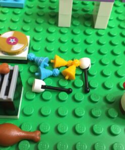 LEGO Friends 41131 Advent Calendar Building Kit (218 Piece) (Discontinued by Manufacturer) 27 71Pfd1o4QJL