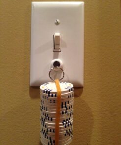 KeySmart KeyCatch - A Modern Magnetic Key Rack - Easy Installation Key Holder - Screws Into Lightswitch Panel - Strong Magnet (6-Pack) 35 71PhbKNi8PL