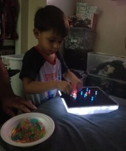 Lite-Brite Classic, Favorite Retro Toy - Create Art with Light, STEM, Educational Learning, Holiday, Birthday, Gift, Boys, Kid, Toddler, Girls Age 4+ Lite Brite Classic 32 71PoYmXZARL