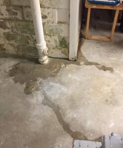 Flex Seal Liquid, 1 Gallon, White, Liquid Rubber Coating Sealant, Waterproof, Flexible, Breathable, and UV Resistant, Roof Repair, Basements, RV, Campers, Trailers, Marine, EPDM, Masonry 1-gal 40 71PsoitUSOL