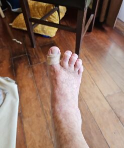 24 Pieces Toe Tubes 0.98 Inches Toe Cushion Tube Corn Pads for Toes Sleeves Soft Gel Protectors for Cushions Corns Blisters Calluses Toes and Fingers 3 Size (Brown) Brown 17 71Q1n6zr8GL