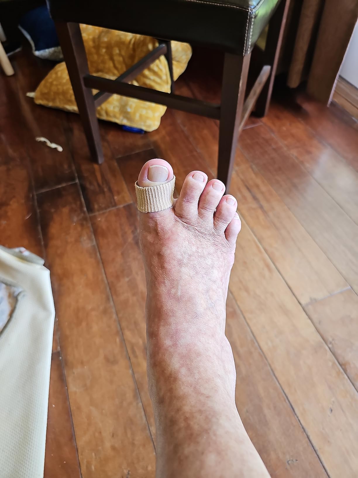 24 Pieces Toe Tubes 0.98 Inches Toe Cushion Tube Corn Pads for Toes Sleeves Soft Gel Protectors for Cushions Corns Blisters Calluses Toes and Fingers 3 Size (Brown) Brown 7 24 Pieces Toe Tubes 0.98 Inches Toe Cushion Tube Corn Pads for Toes Sleeves Soft Gel Protectors for Cushions Corns Blisters Calluses Toes and Fingers 3 Size (Brown) Brown - Image 7