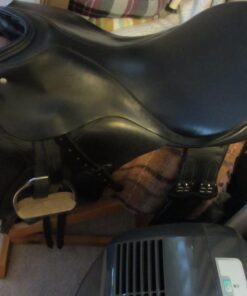 Furniture Clinic Leather Protection Cream | Leather Conditioner & Protector for Car Seats, Leather Furniture, Shoes, & More, 17oz/ 500ml 500ml / 17 Ounce 30 71Q666i4D0L