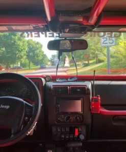 Attwood 11862-6 Universal 12V Cigarette Lighter Adapter Socket Outlet for Marine/RV with Mounting Kit, Black 15 71Q87RwpI3L