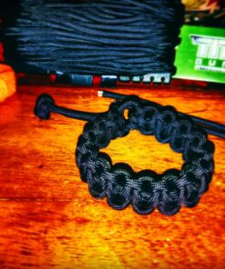 620 LB SurvivorCord Hank, Paracord 550 Type III, Military Grade, Heavy Duty Paracord with 3 Survival Strands, Cordage for Camping, with Survival Firestarter. Black (100 Ft) 100 Feet 55 71QFH9eZELL