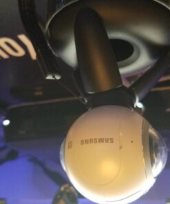 Samsung Gear 360 Real 360° High Resolution VR Camera (US Version with Warranty) Base 39 71QRb2uEb7L