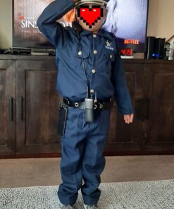 Dress Up America Police Costume for Kids - Police Officer Costume for Boys - Cop Uniform Set With Accessories Medium 43 71QfpuTKN8L