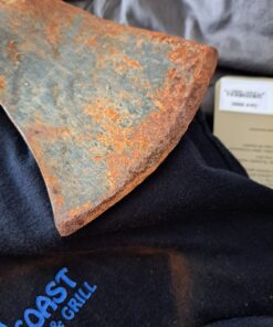 Smith’s 50582 Axe & Machete Sharpener - Axe, Machete, Hatchet, & Mower Tools - Large Handle w/ Finger Guard - Handheld Manual - Replaceable Carbide Blades - Wire-Bristled Cleaning Brush - Durable Axe and Machete Sharpener 30 71QieiOHvL 3