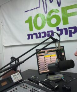 SAMSON Meteor Mic USB Studio Condenser Microphone (Chrome) Chrome Studio Microphone 41 71Qq9nnQ2eL