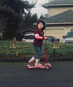 Micro Kickboard - Mini Deluxe 3-Wheeled, Lean-to-Steer, Swiss-Designed Micro Scooter for Kids, Ages 2-5 Pink 33 71QqrE8326L