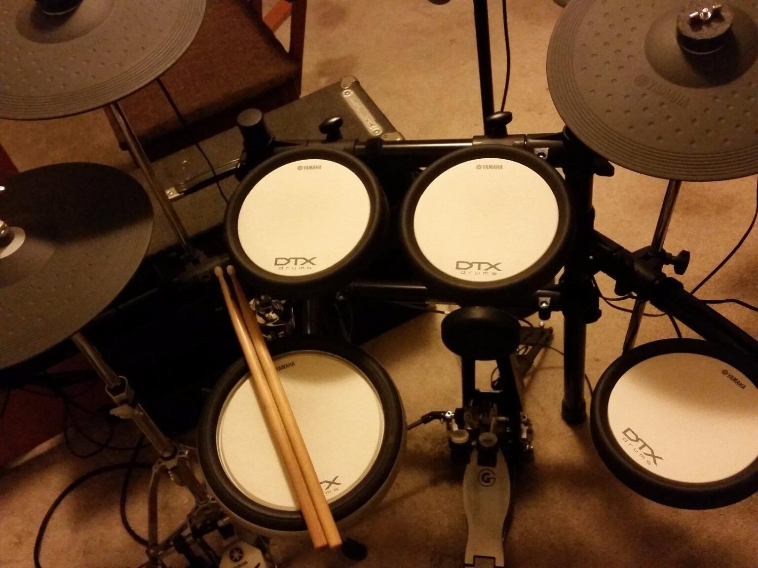 Yamaha DTX562K Electronic Drum Set Black Swiftsly