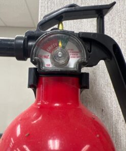 Kidde Fire Extinguisher for Home, 1-A:10-B:C, Dry Chemical Extinguisher, Red, Mounting Bracket Included 1 Pack Basic 42 71QwRslEDGL