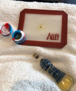 Alternative view of SILICONE ALLEY Non-stick Red/White/Blue Rectangle Mat (3)