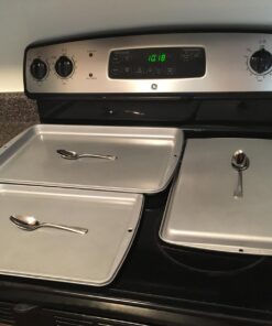 Wilton Recipe Right 3 Piece Cookie Pan Set, Standard Packaging 20 71RGwTHbYyL