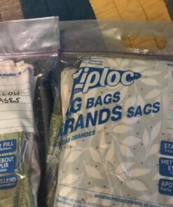Ziploc Big Bags Clothes and Blanket Storage Bags for Closet Organization, Protects from Moisture, Large, 5 Count 5ct - Large 44 71RL3f9X4xL