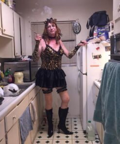 CamKix Camera Shutter Remote Control with Bluetooth Wireless Technology - Create Amazing Photos and Videos Hands-Free - Works with Most Smartphones and Tablets (iOS and Android) Red 28 71ROYaN4ffL