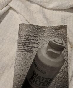 SAMSUNG Genuine Filter for Refrigerator Water and Ice, Carbon Block Filtration for Clean, Clear Drinking Water, 6-Month Life, HAF-CIN/EXP, 1 Pack 69 71RRfm2RS3L