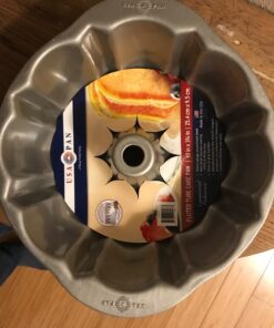 USA Pan Bakeware Nonstick Fluted Tube Cake Pan, Aluminized Steel 10-Inch 42 71RbiD2sKL