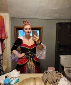 Forum Novelties womens Alice in Wonderland Costume Queen Of Hearts, Red, Standard US 24 71RjWpnqlCL