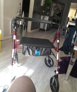 Medline Heavy Duty Rollator Walker with Seat, Bariatric Rolling Walker Supports up to 500 lbs, Large 8-inch Wheels, Burgundy 37 71RnPVngXiL