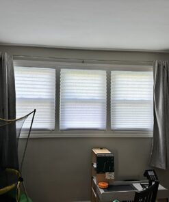 Redi Shade No Tools Original Light Filtering Pleated Paper Shade White, 36 in x 72 in, 6 Pack 36 in x 72 in, 6-pack 38 71RstEYWCrL