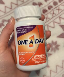 One A Day Women’s Multivitamin, Supplement with Vitamin A, Vitamin C, Vitamin D, Vitamin E and Zinc for Immune Health Support, B12, Biotin, Calcium & More, Tablet, 100 count 41 71SPpTpgueL