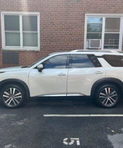 Meguiar's Ultimate Waterless Wash & Wax - Scratch-Free Waterless Car Wash That Makes Car Detailing Quick and Easy - 26 Oz 26 Fl Oz (Pack of 1) 45 71SR kxXODL 1